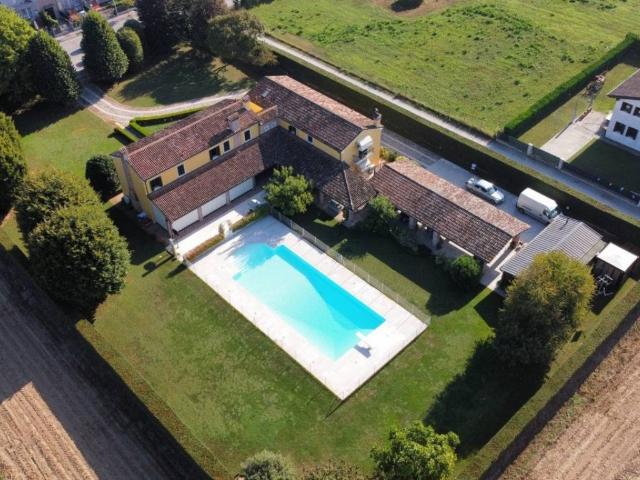 Villa Indipendente in vendita a Mestrino, Veneto