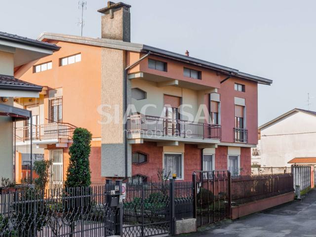 Villa Indipendente in vendita a Mezzago, Lombardia