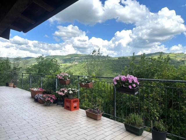 Villa Indipendente in vendita a Mezzane Di Sotto, Veneto