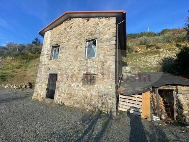 Villa Indipendente in vendita a Mezzanego, Liguria