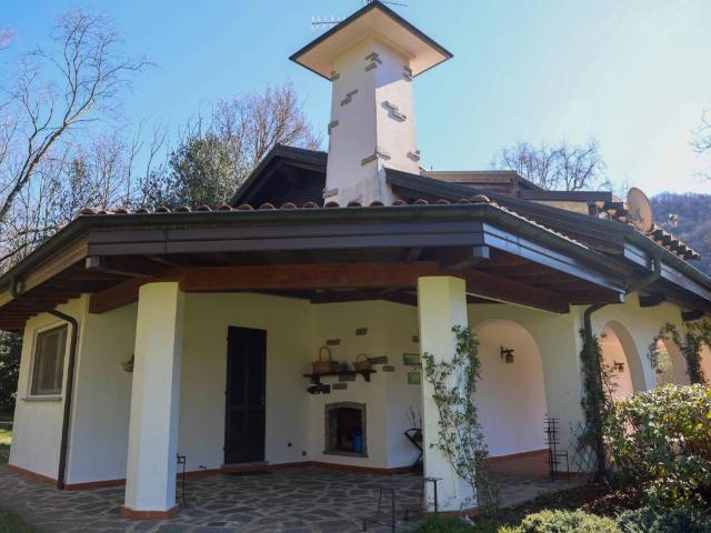 Villa Indipendente in vendita a Piemonte, Novara