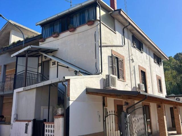 Villa Indipendente in vendita a Miglianico Di Chieti, Abruzzo