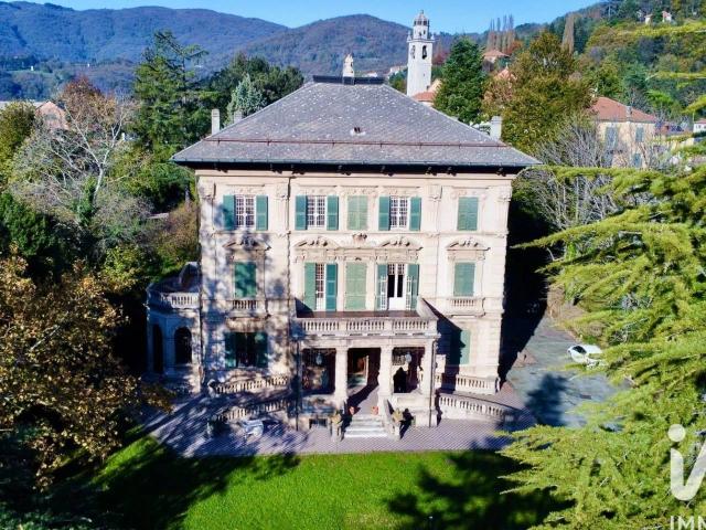 Villa Indipendente in vendita a Mignanego, Liguria
