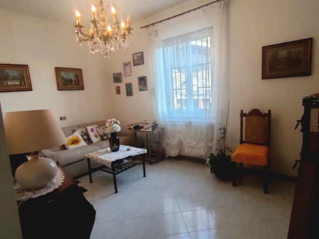 Villa Indipendente in vendita a Mignanego, Fumeri