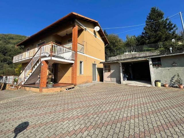 Villa Indipendente in vendita a Mignanego, Fumeri