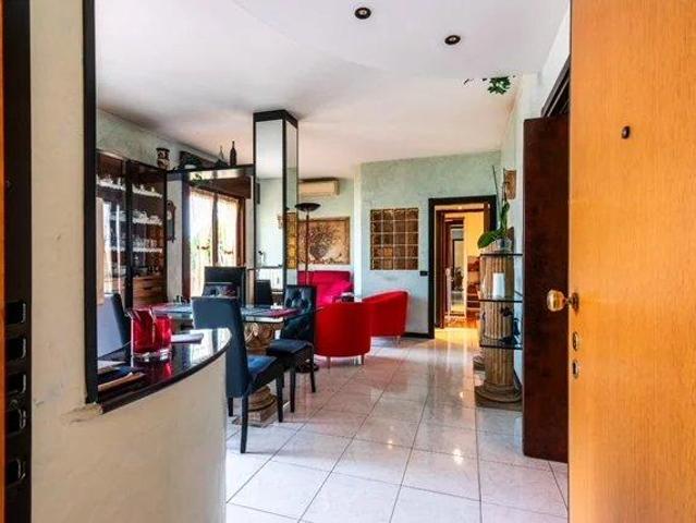 Villa Indipendente in vendita a Municipio 3, Milano