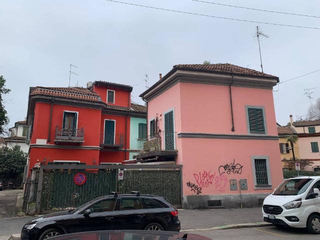 Villa Indipendente in vendita a Municipio 4, Milano