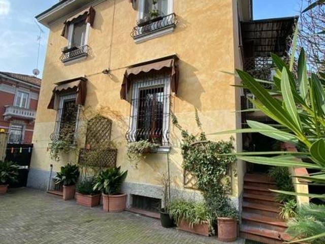 Villa Indipendente in vendita a Municipio 2, Milano