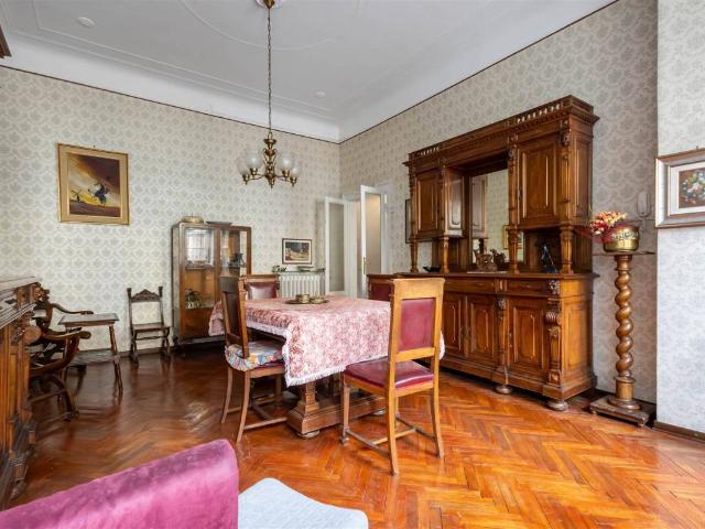 Villa Indipendente in vendita a Municipio 4, Milano