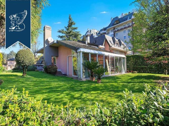 Villa Indipendente in vendita a Municipio 8 di Milano, Milano