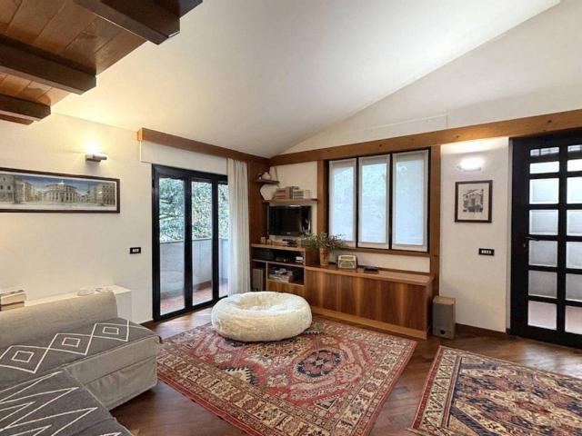 Villa Indipendente in vendita a Birago, Lentate Sul Seveso