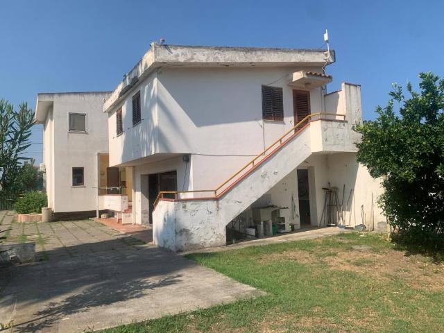 Villa Indipendente in vendita a Santa Marina, Milazzo