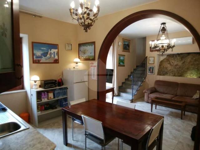 Villa Indipendente in vendita a Milazzo, Sicilia