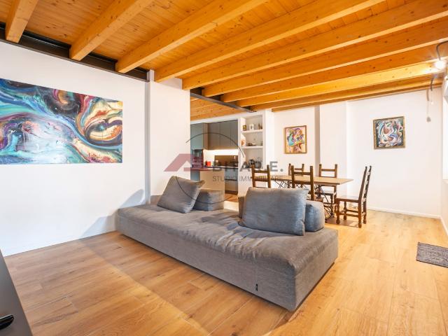 Villa Indipendente in vendita a Milzano, Lombardia