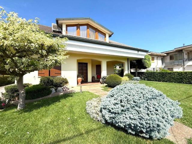 Villa Indipendente in vendita a Minerbe, Veneto