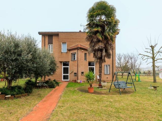 Villa Indipendente in vendita a Unione Terre di Pianura, Minerbio