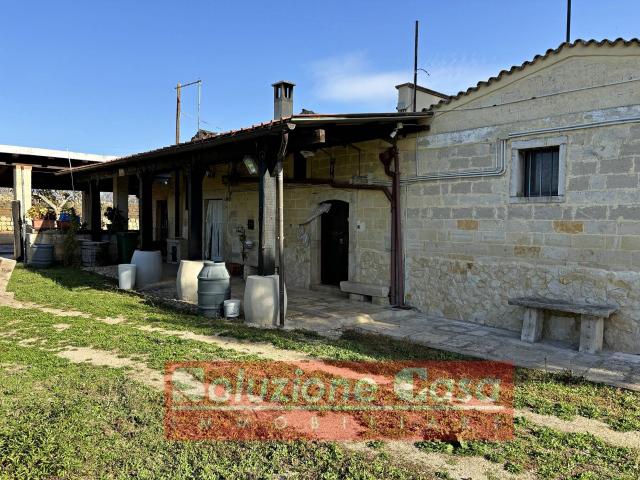 Villa Indipendente in vendita a Puglia, Barletta-andria-trani
