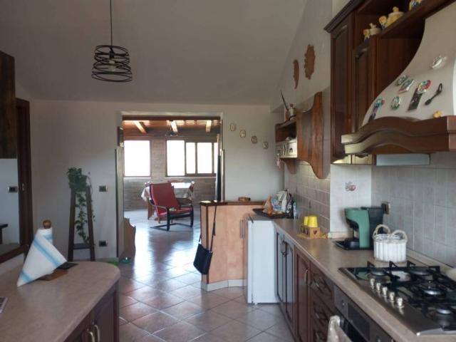 Villa Indipendente in vendita a Minturno, Lazio
