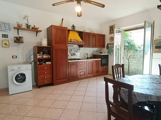 Villa Indipendente in vendita a Monte d'Argento, Minturno