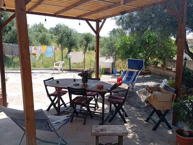 Villa Indipendente in vendita a Tremensuoli Vecchio, Minturno
