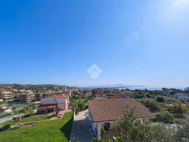 Villa Indipendente in vendita a Merola, Minturno