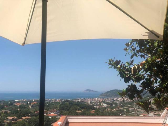 Villa Indipendente in vendita a Fontana Perrelli, Minturno