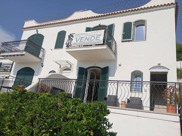 Villa Indipendente in vendita a Monte d'Argento, Minturno
