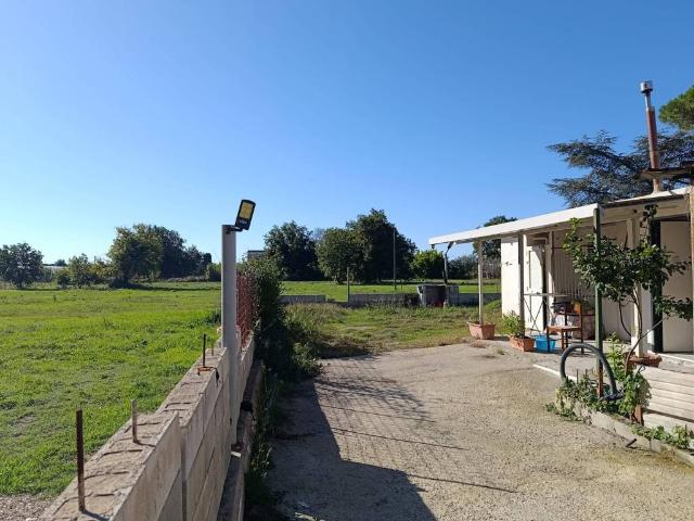 Villa Indipendente in vendita a Scauri, Minturno