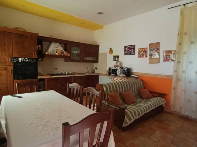 Villa Indipendente in vendita a Tremensuoli Vecchio, Minturno