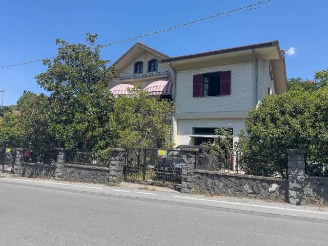 Villa Indipendente in vendita a Unione Comuni Garfagnana, Minucciano