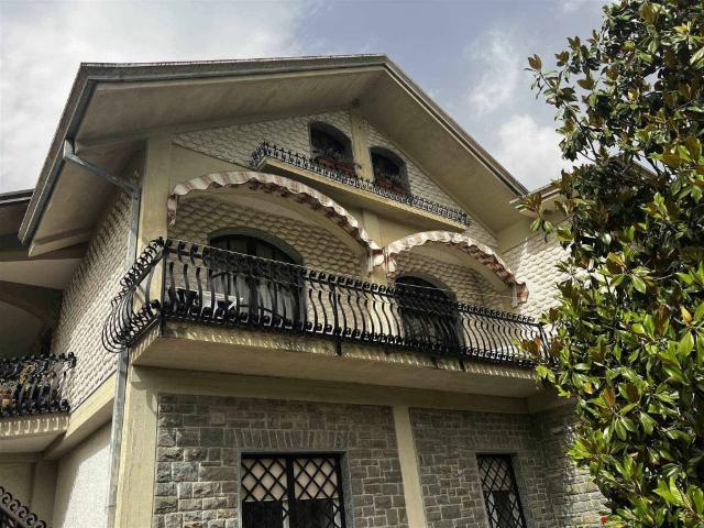 Villa Indipendente in vendita a Unione Comuni Garfagnana, Minucciano
