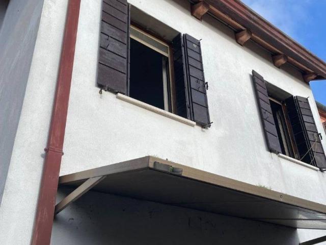 Villa Indipendente in vendita a Mira Vecchia, Dolo