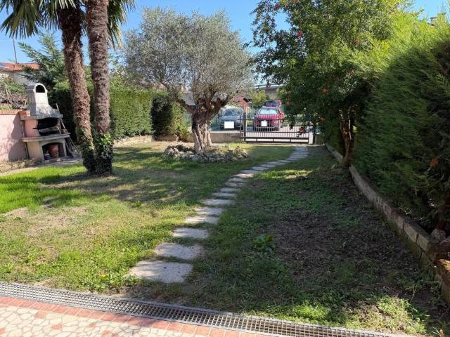 Villa Indipendente in vendita a Piazza Vecchia, Gambarare