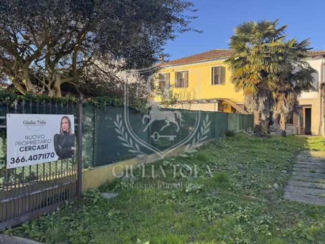 Villa Indipendente in vendita a Mira, Veneto