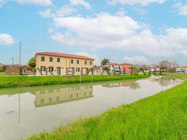 Villa Indipendente in vendita a Casana, Mira
