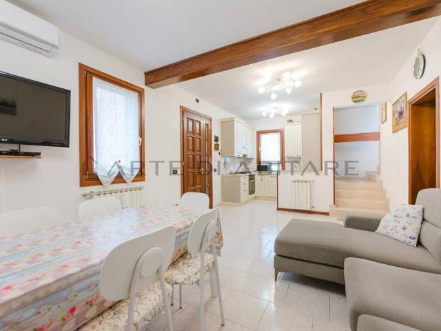 Villa Indipendente in vendita a Mira, Veneto