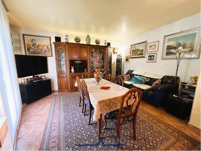 Villa Indipendente in vendita a Monterosso, Gambarare