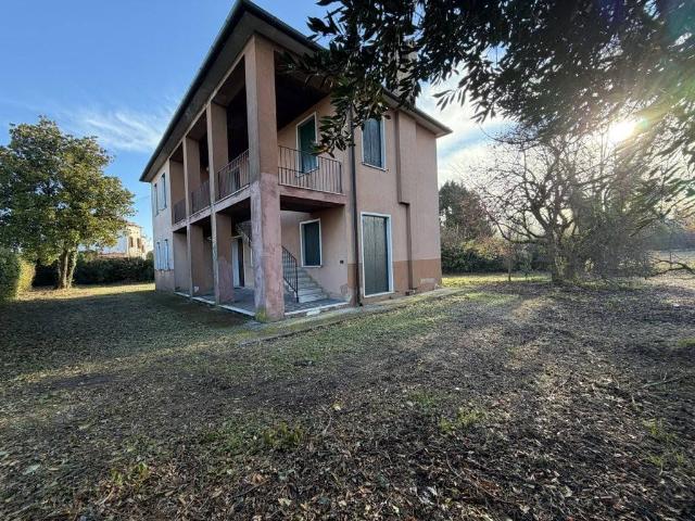 Villa Indipendente in vendita a Mira Vecchia, Mira