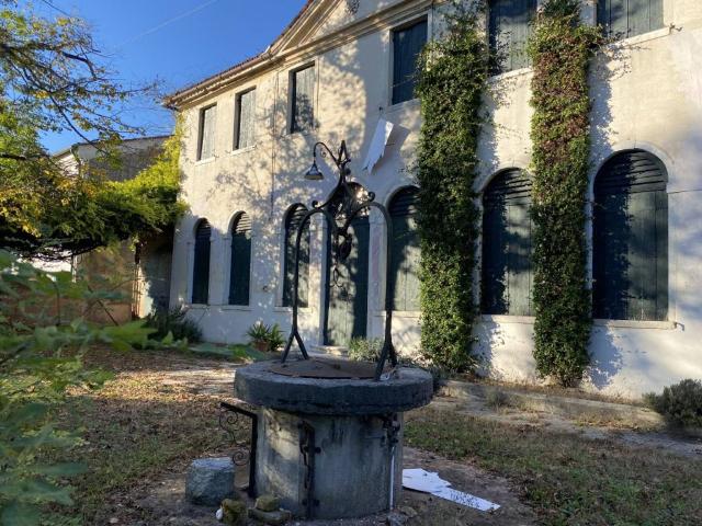 Villa Indipendente in vendita a Mira, Veneto