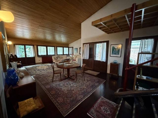 Villa Indipendente in vendita a Mira Taglio, Veneto