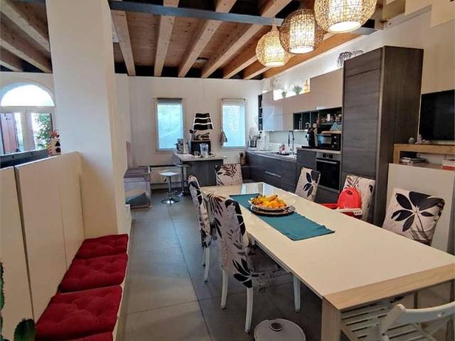 Villa Indipendente in vendita a Piazza Vecchia, Gambarare