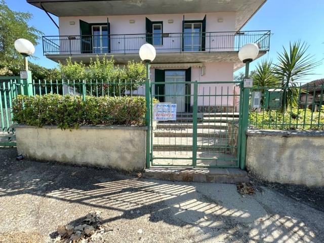 Villa Indipendente in vendita a Fontana di Sale, Mirabella Eclano