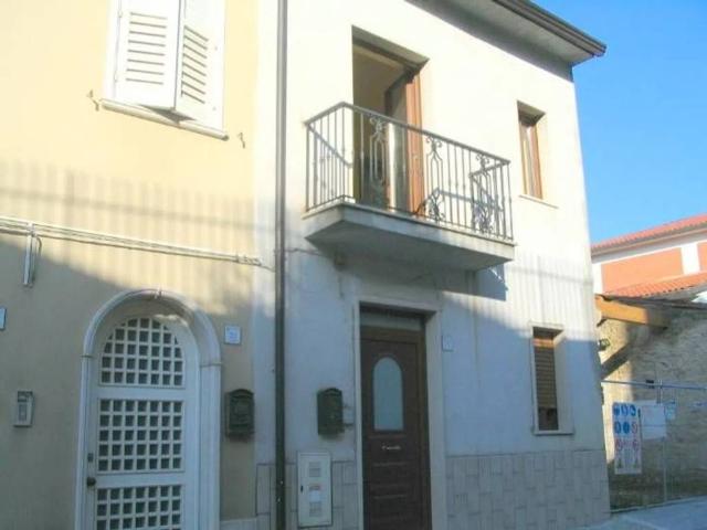 Villa Indipendente in vendita a Mirabella Eclano, Campania