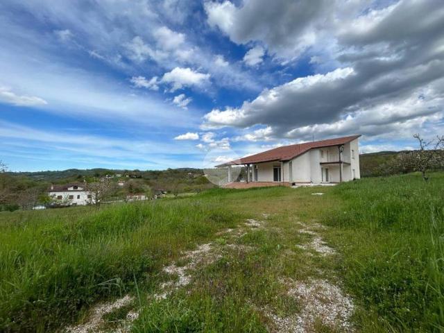 Villa Indipendente in vendita a Mirabello Sannitico, Molise
