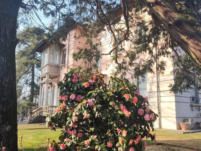 Villa Indipendente in vendita a Miradolo Terme, Lombardia