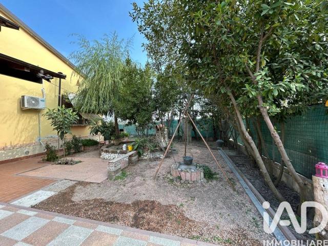 Villa Indipendente in vendita a Gavello, Mirandola
