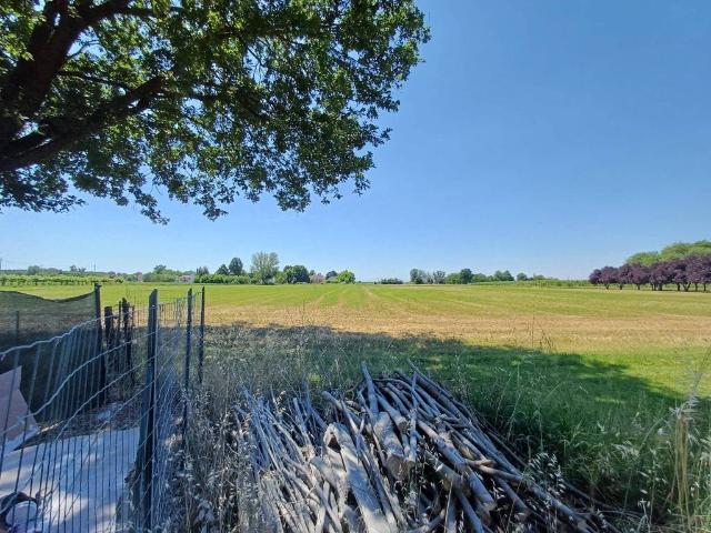 Villa Indipendente in vendita a Unione Comuni Modenesi Area Nord, Mirandola