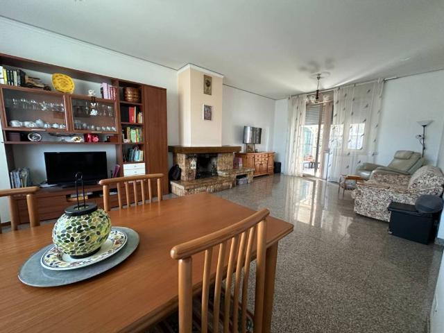 Villa Indipendente in vendita a Unione Comuni Modenesi Area Nord, Mirandola