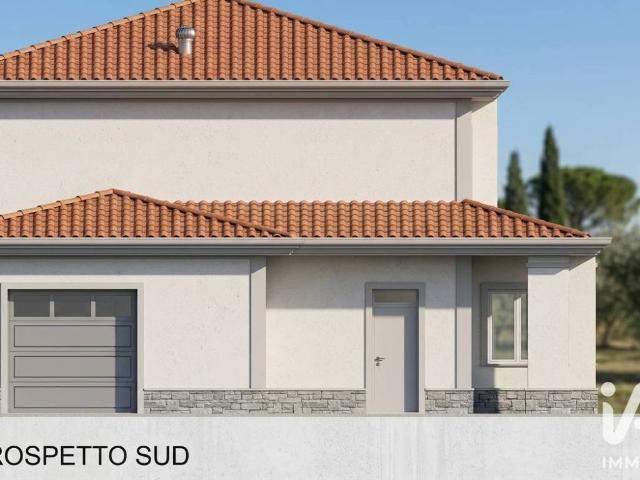 Villa Indipendente in vendita a Mirandola, Modena