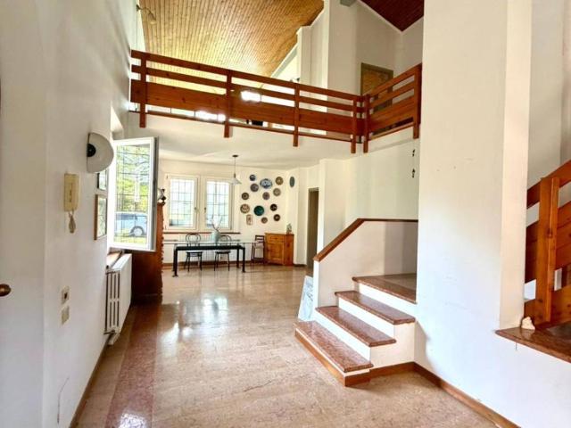 Villa Indipendente in vendita a Unione Comuni Modenesi Area Nord, Mirandola